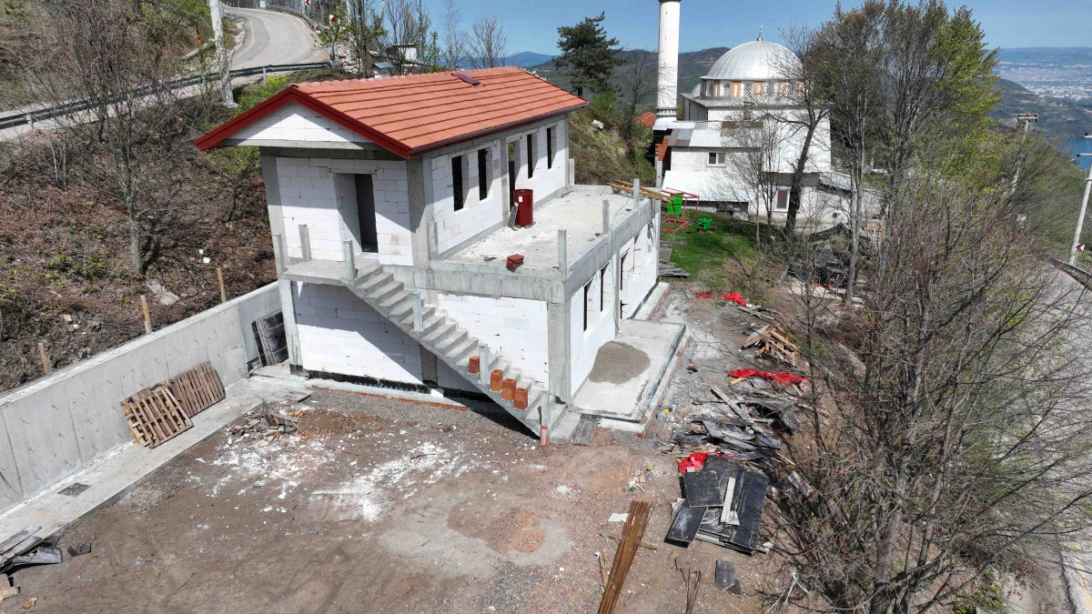 DEVAM EDİYOR